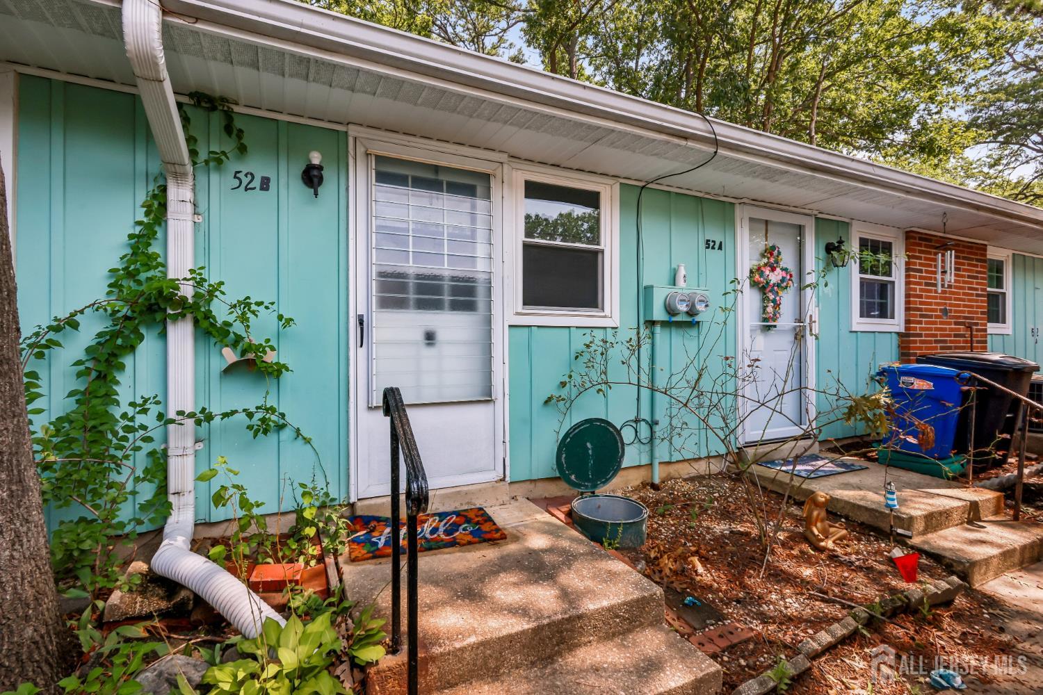 52 Cambridge Court Lakewood NJ 08701