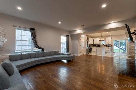 55 Walnut Street Edison NJ 08817