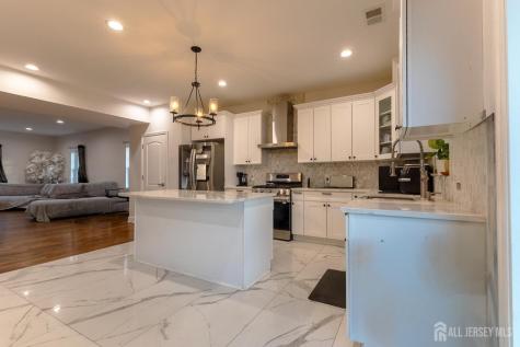 55 Walnut Street Edison NJ 08817