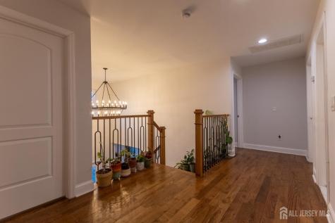 55 Walnut Street Edison NJ 08817