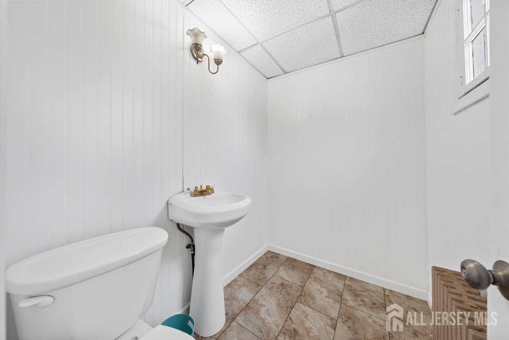 88 Woodbridge Avenue Sewaren NJ 07077