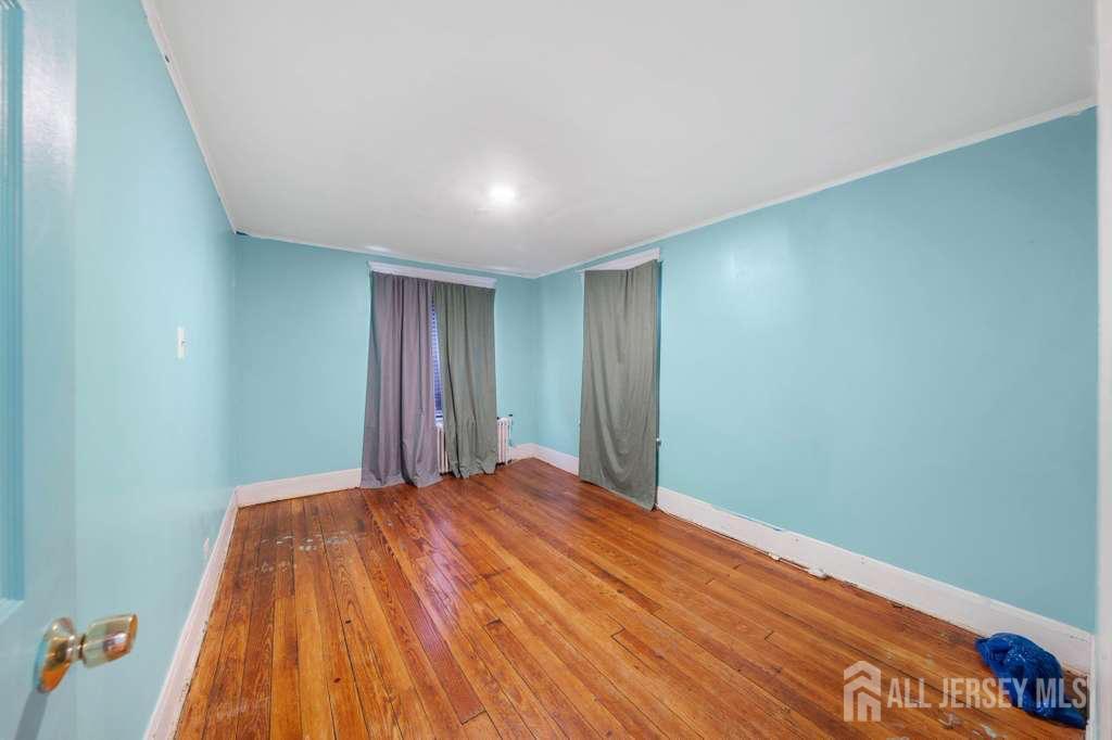 88 Woodbridge Avenue Sewaren NJ 07077