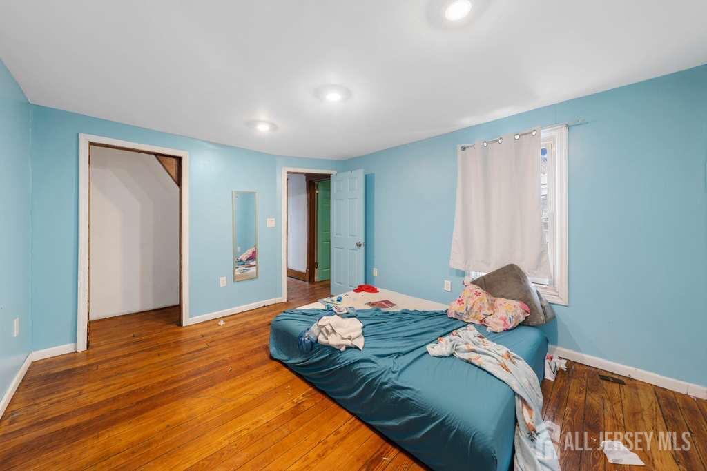 88 Woodbridge Avenue Sewaren NJ 07077
