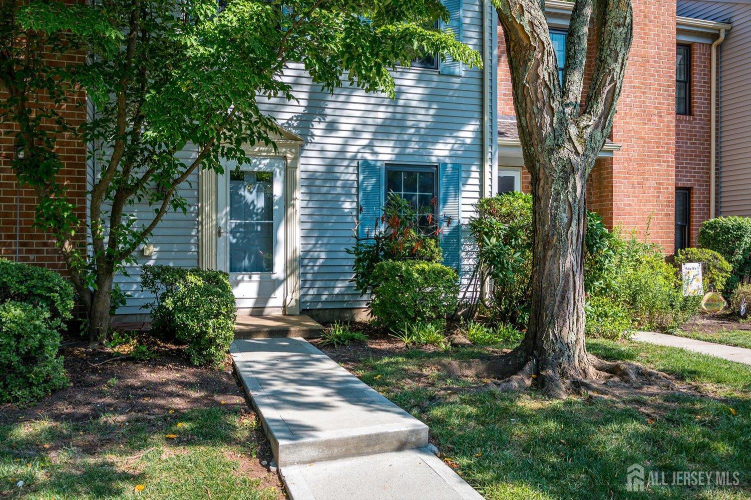 5 Pear Tree Lane Franklin NJ 08823