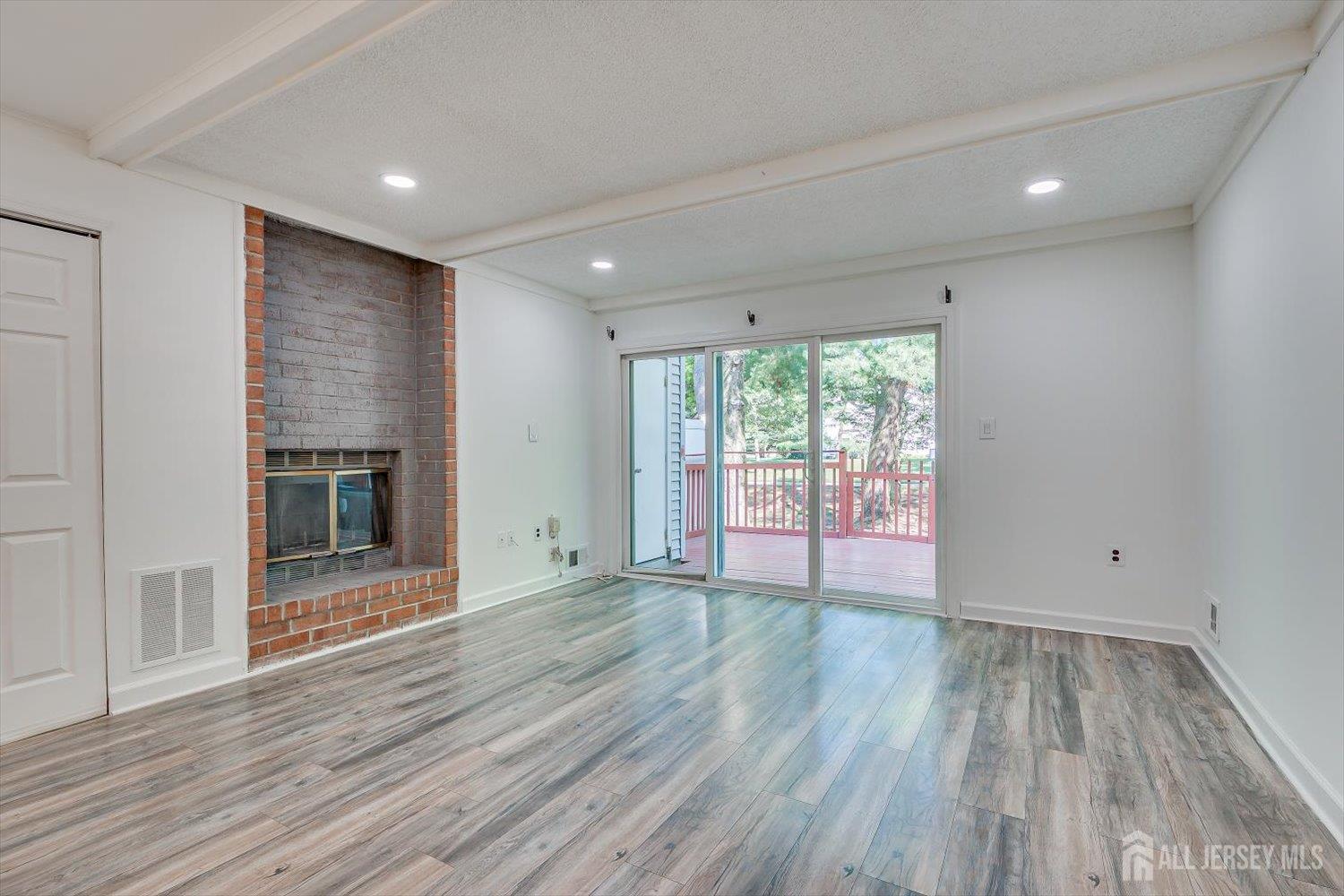 5 Pear Tree Lane Franklin NJ 08823