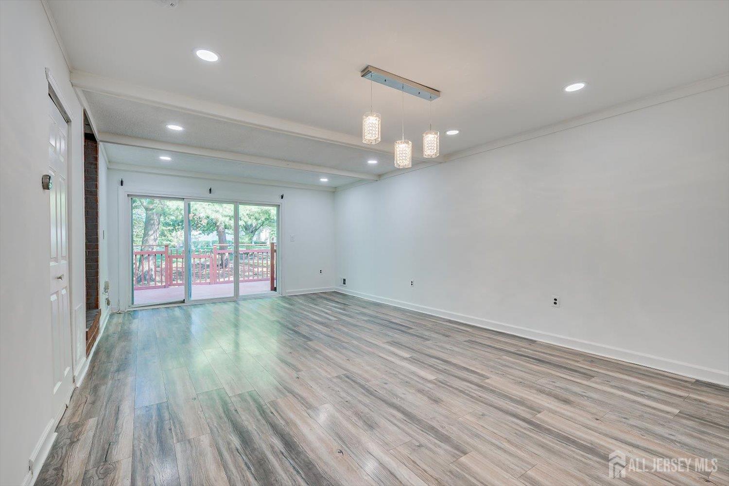 5 Pear Tree Lane Franklin NJ 08823