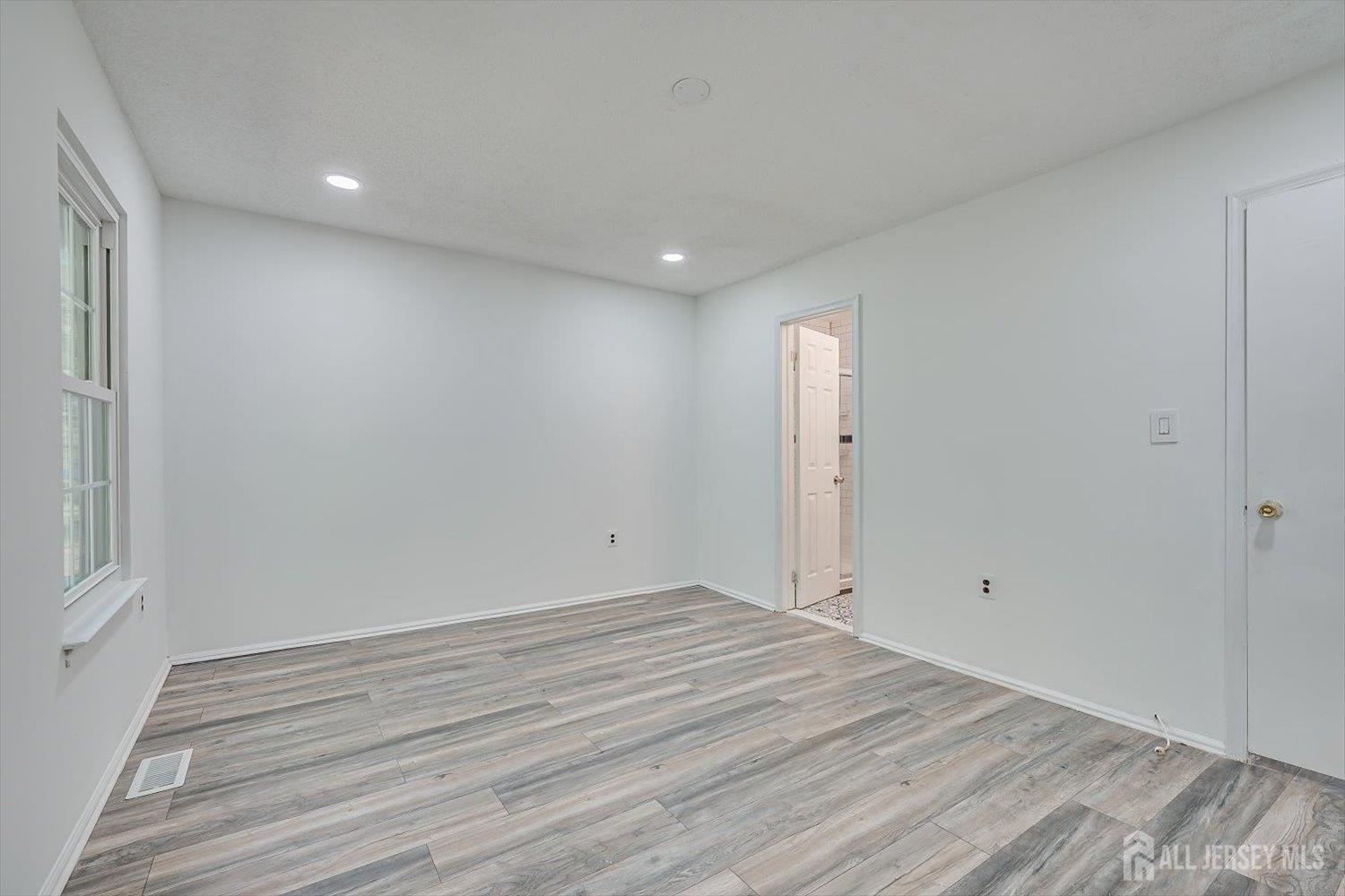 5 Pear Tree Lane Franklin NJ 08823