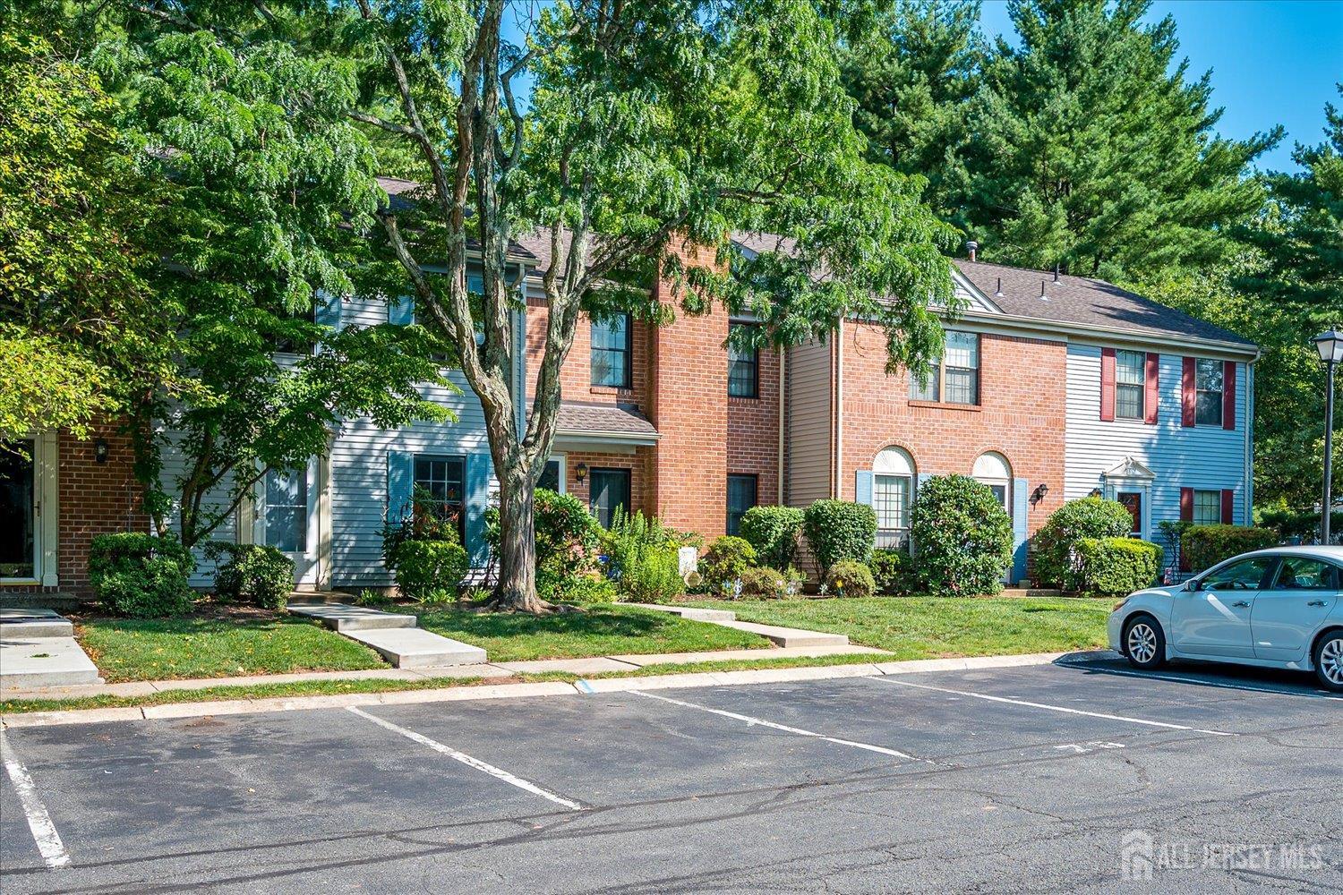 5 Pear Tree Lane Franklin NJ 08823