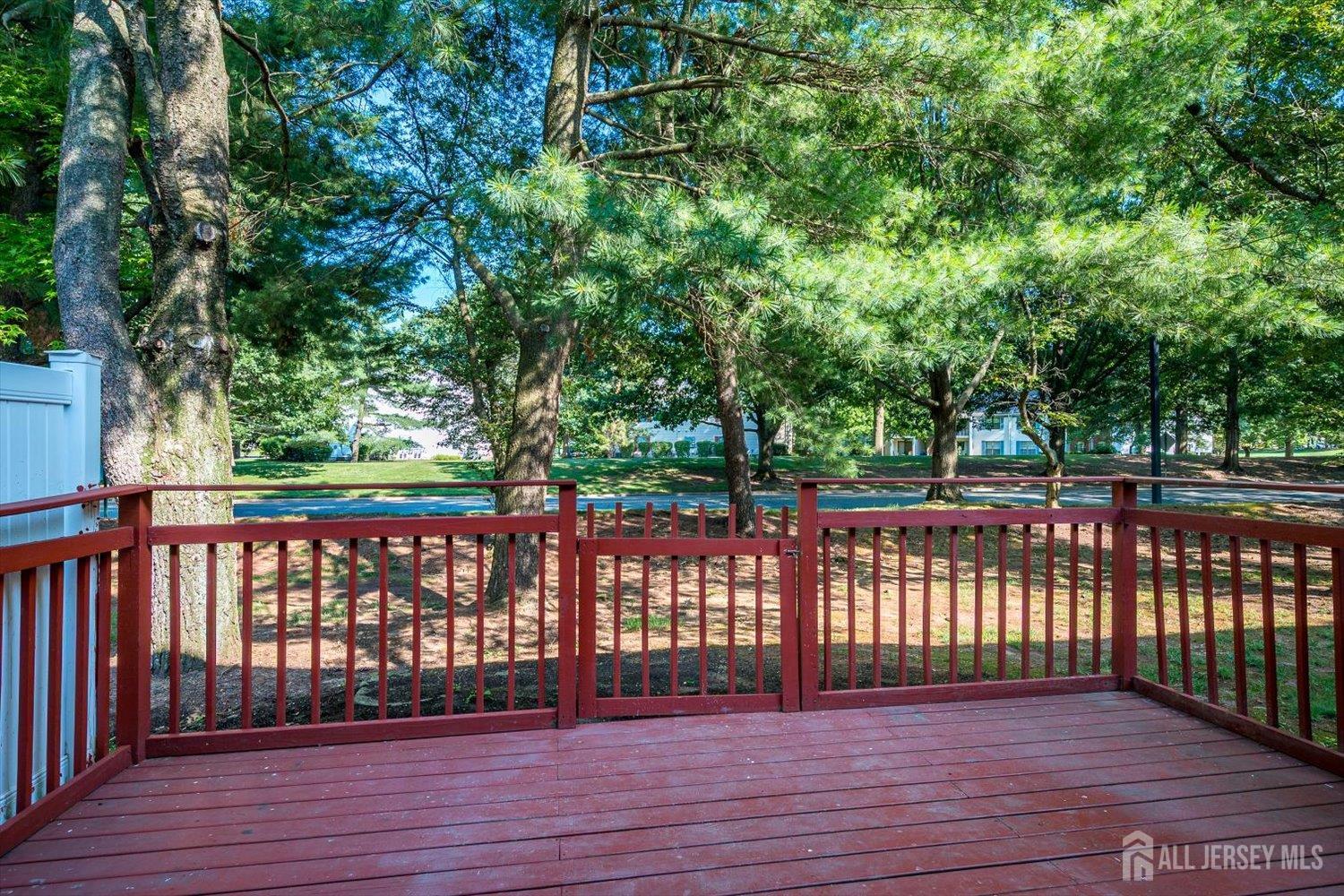 5 Pear Tree Lane Franklin NJ 08823