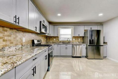 41 Lincoln Avenue Jamesburg NJ 08831