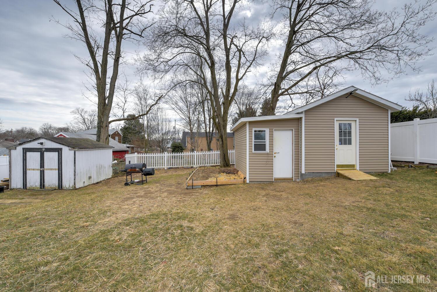 41 Lincoln Avenue Jamesburg NJ 08831