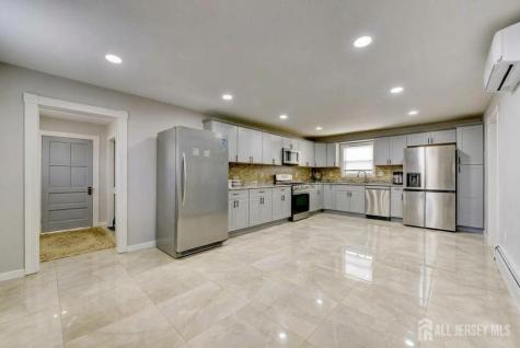 41 Lincoln Avenue Jamesburg NJ 08831