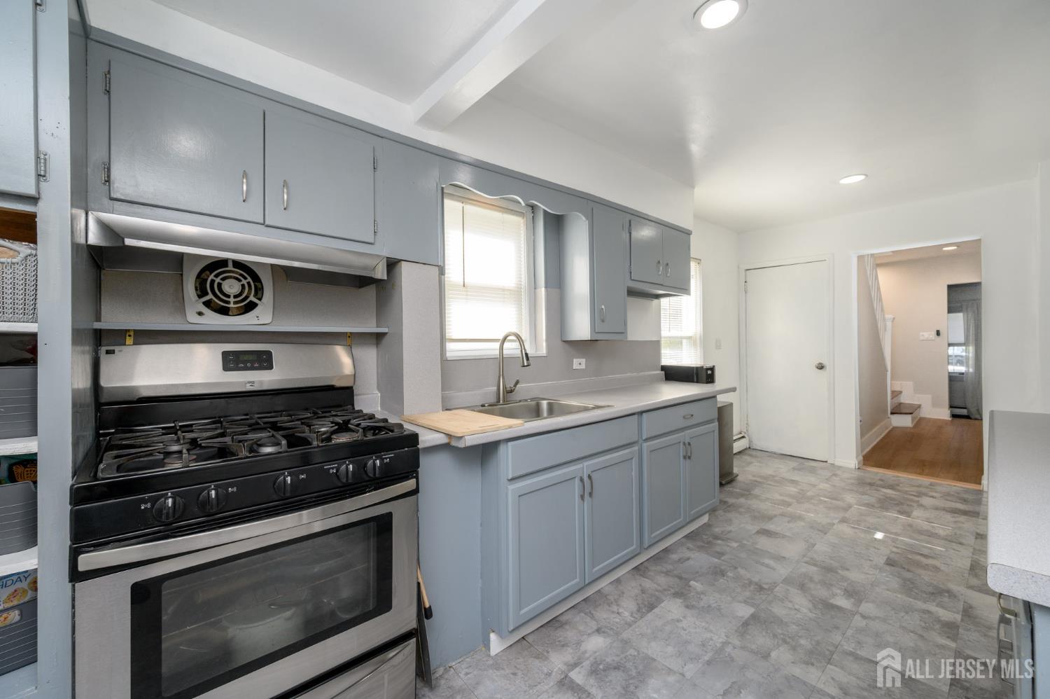 90 Edison Avenue Nutley NJ 07110