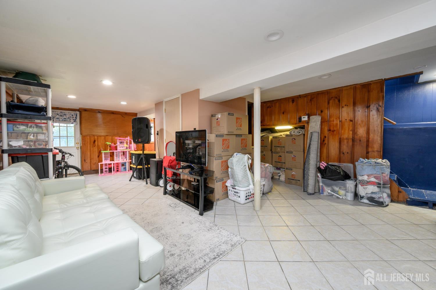 90 Edison Avenue Nutley NJ 07110