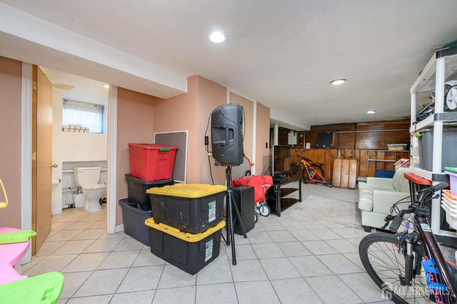 90 Edison Avenue Nutley NJ 07110