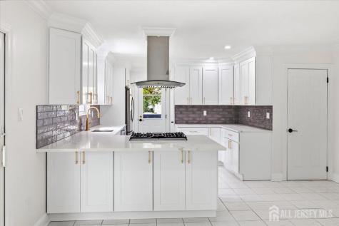 91 Seymour Terrace Piscataway NJ 08854