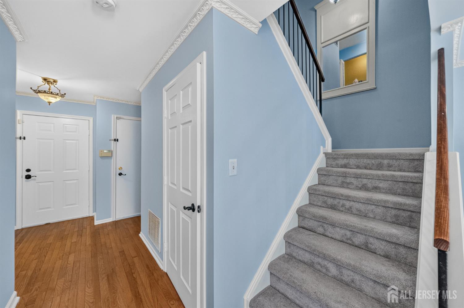 303 Cobblestone Court South Brunswick NJ 08852