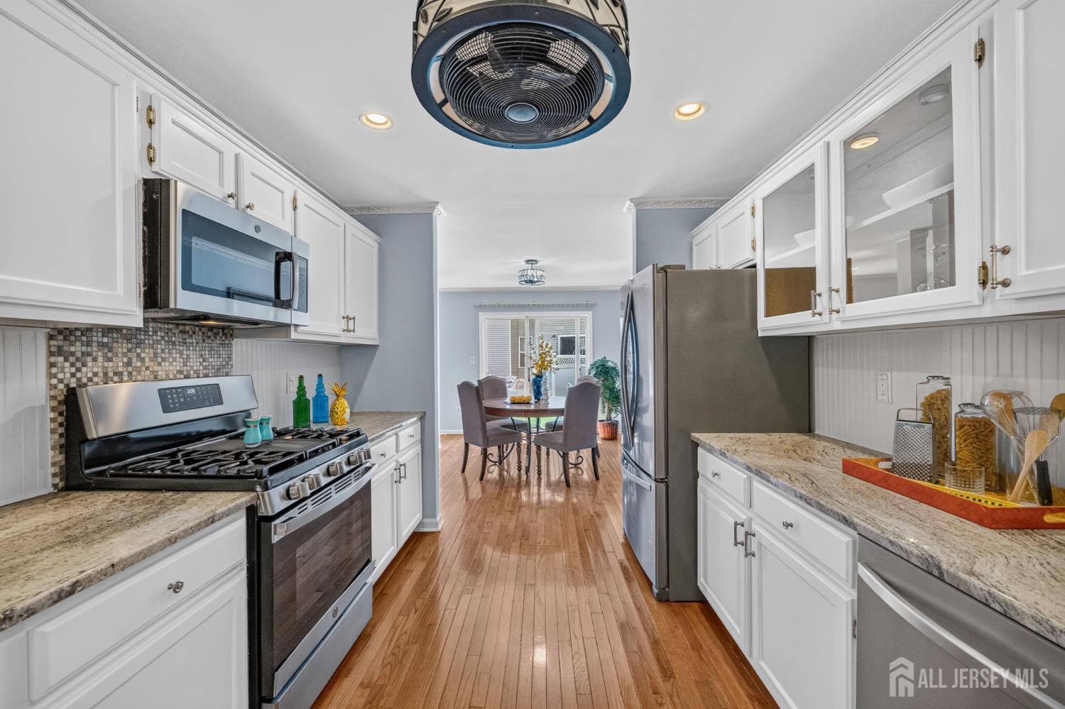 303 Cobblestone Court South Brunswick NJ 08852
