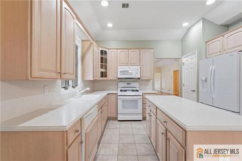 31 Whitehall Road Monroe NJ 08831