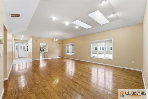 31 Whitehall Road Monroe NJ 08831