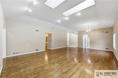 31 Whitehall Road Monroe NJ 08831