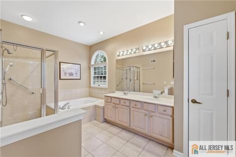 31 Whitehall Road Monroe NJ 08831