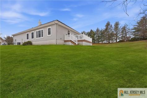 31 Whitehall Road Monroe NJ 08831
