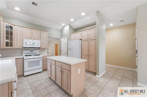 31 Whitehall Road Monroe NJ 08831