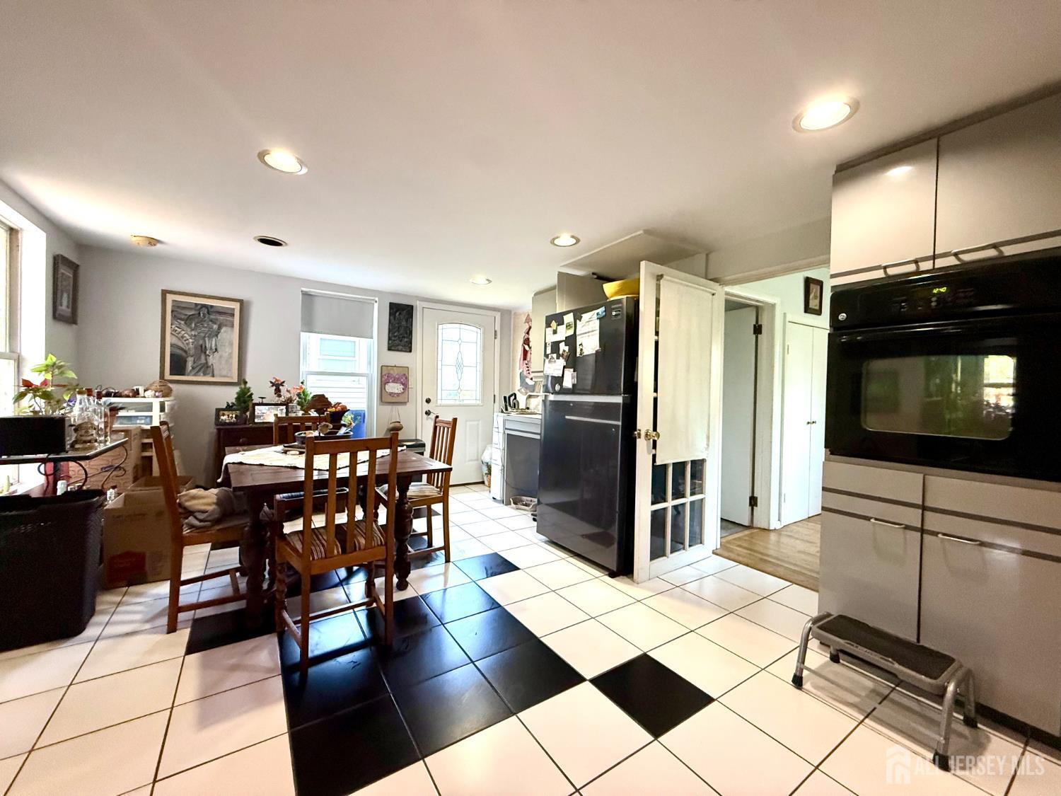 160 Lakeside Drive S Piscataway NJ 08854