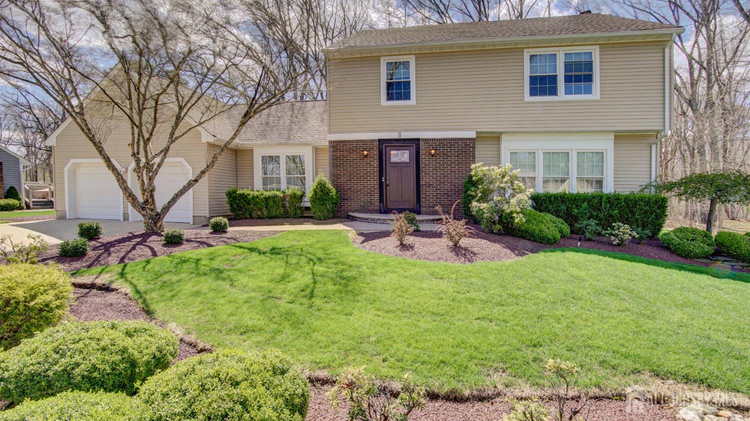 8 Sherman Court Manalapan NJ 07726