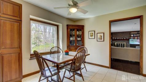 8 Sherman Court Manalapan NJ 07726