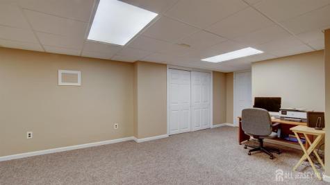 8 Sherman Court Manalapan NJ 07726