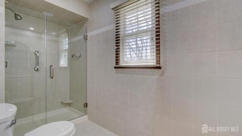 8 Sherman Court Manalapan NJ 07726