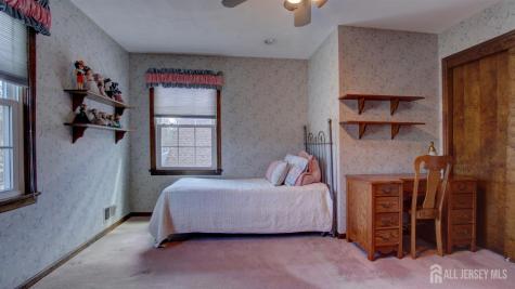 8 Sherman Court Manalapan NJ 07726