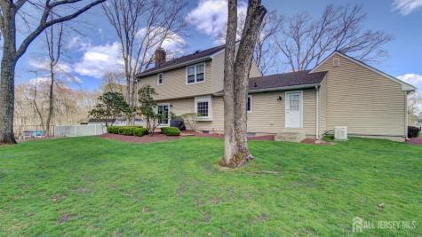 8 Sherman Court Manalapan NJ 07726