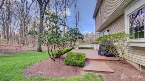 8 Sherman Court Manalapan NJ 07726