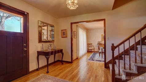 8 Sherman Court Manalapan NJ 07726