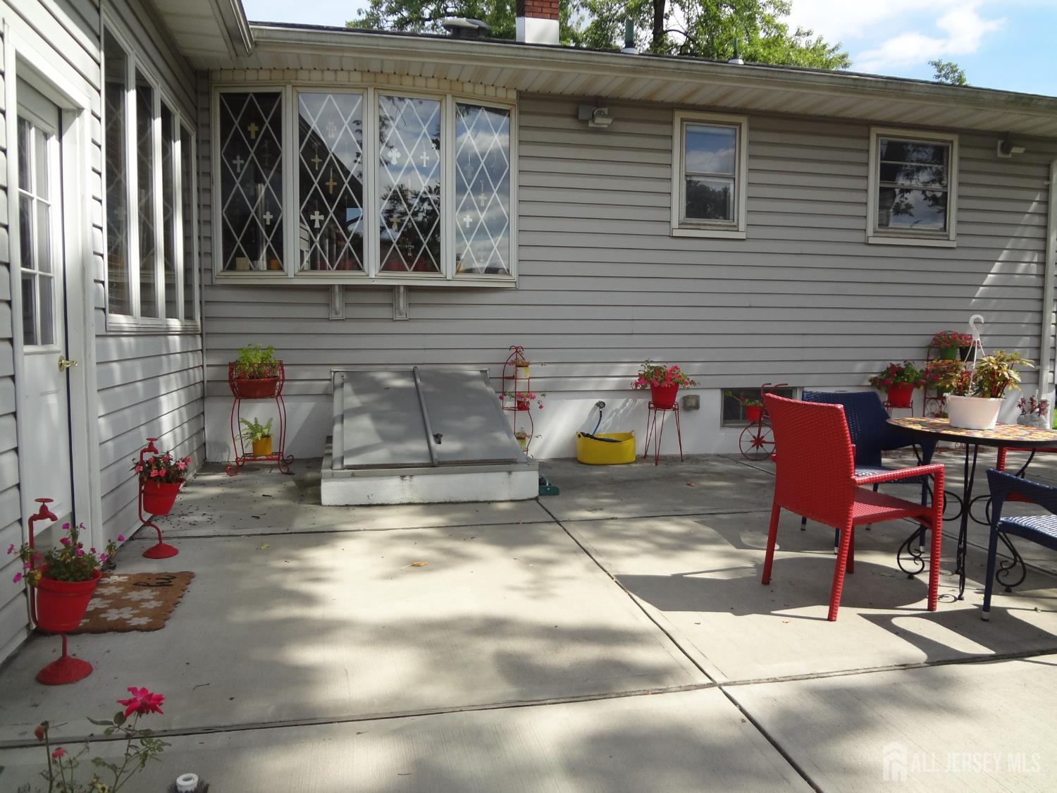 4 Wilbur Terrace Sayreville NJ 08872