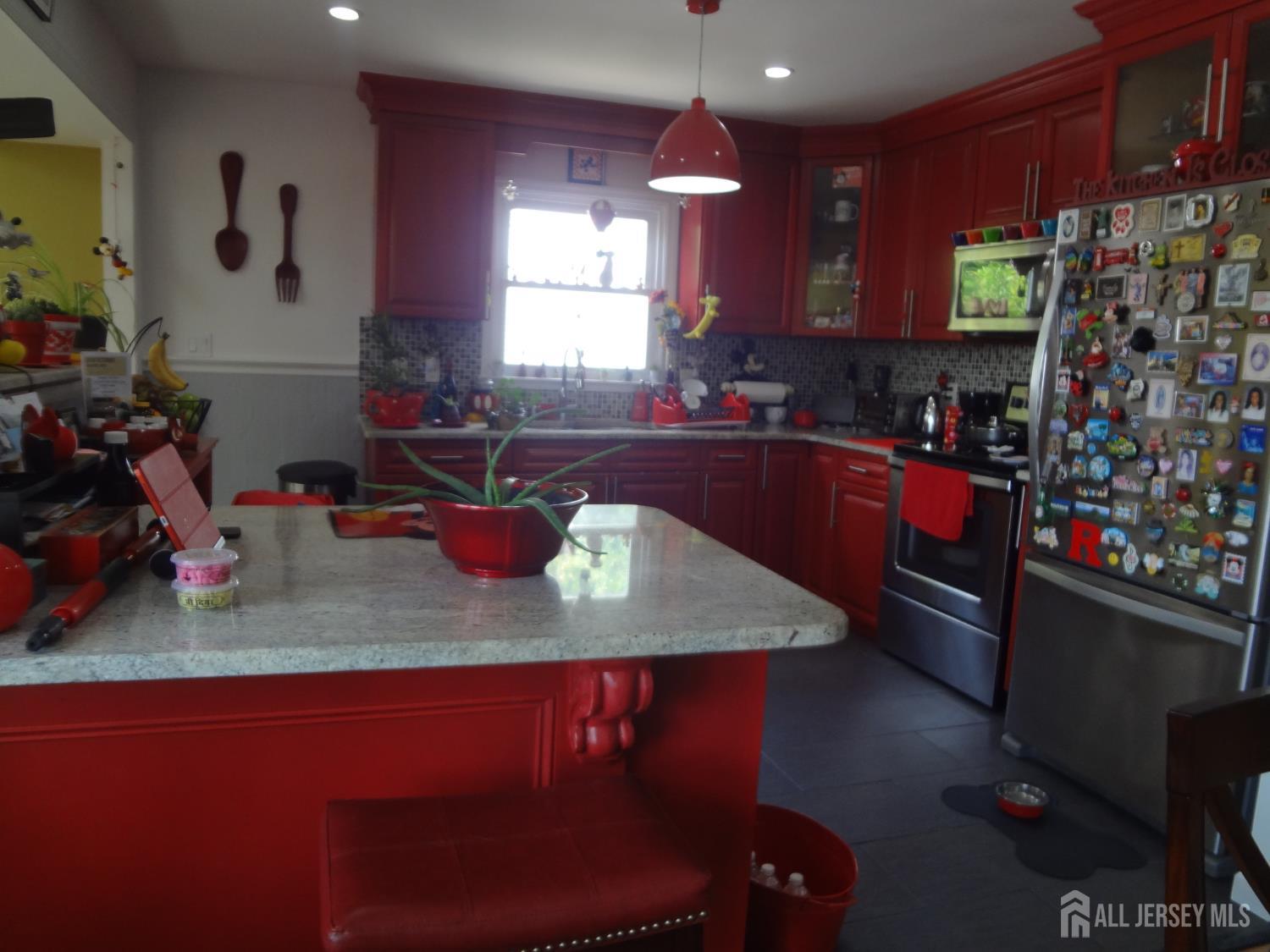 4 Wilbur Terrace Sayreville NJ 08872