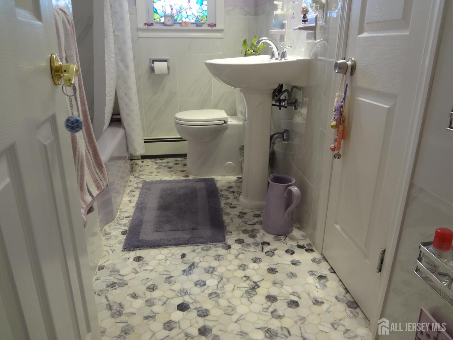4 Wilbur Terrace Sayreville NJ 08872