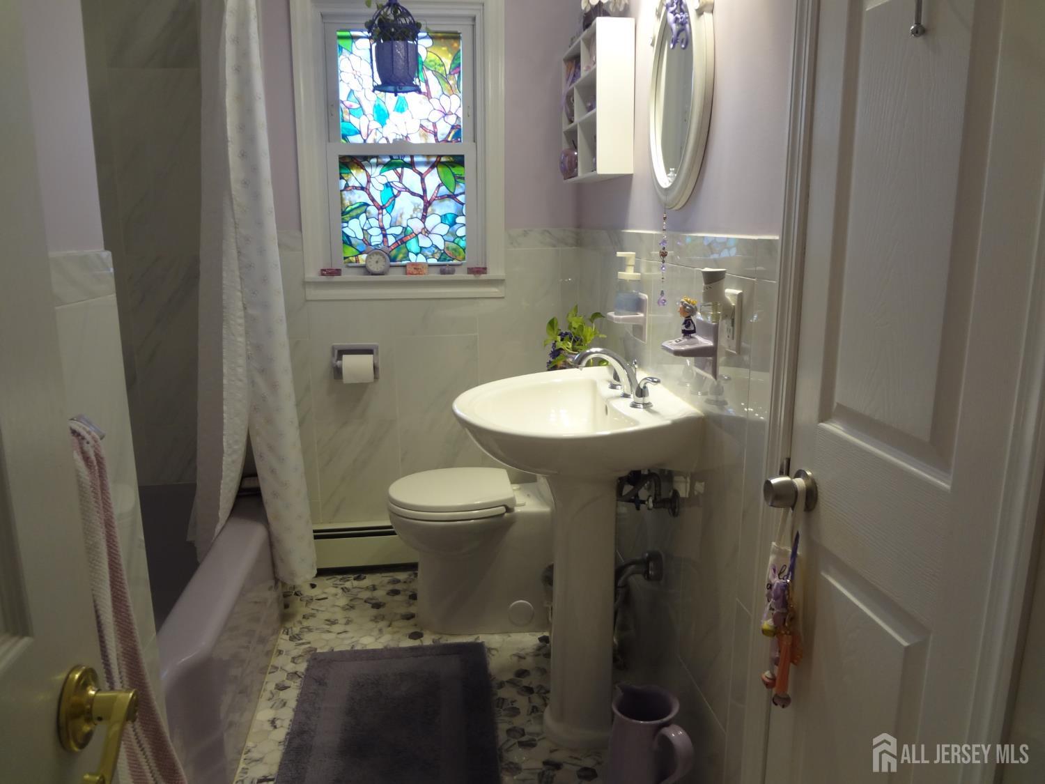 4 Wilbur Terrace Sayreville NJ 08872