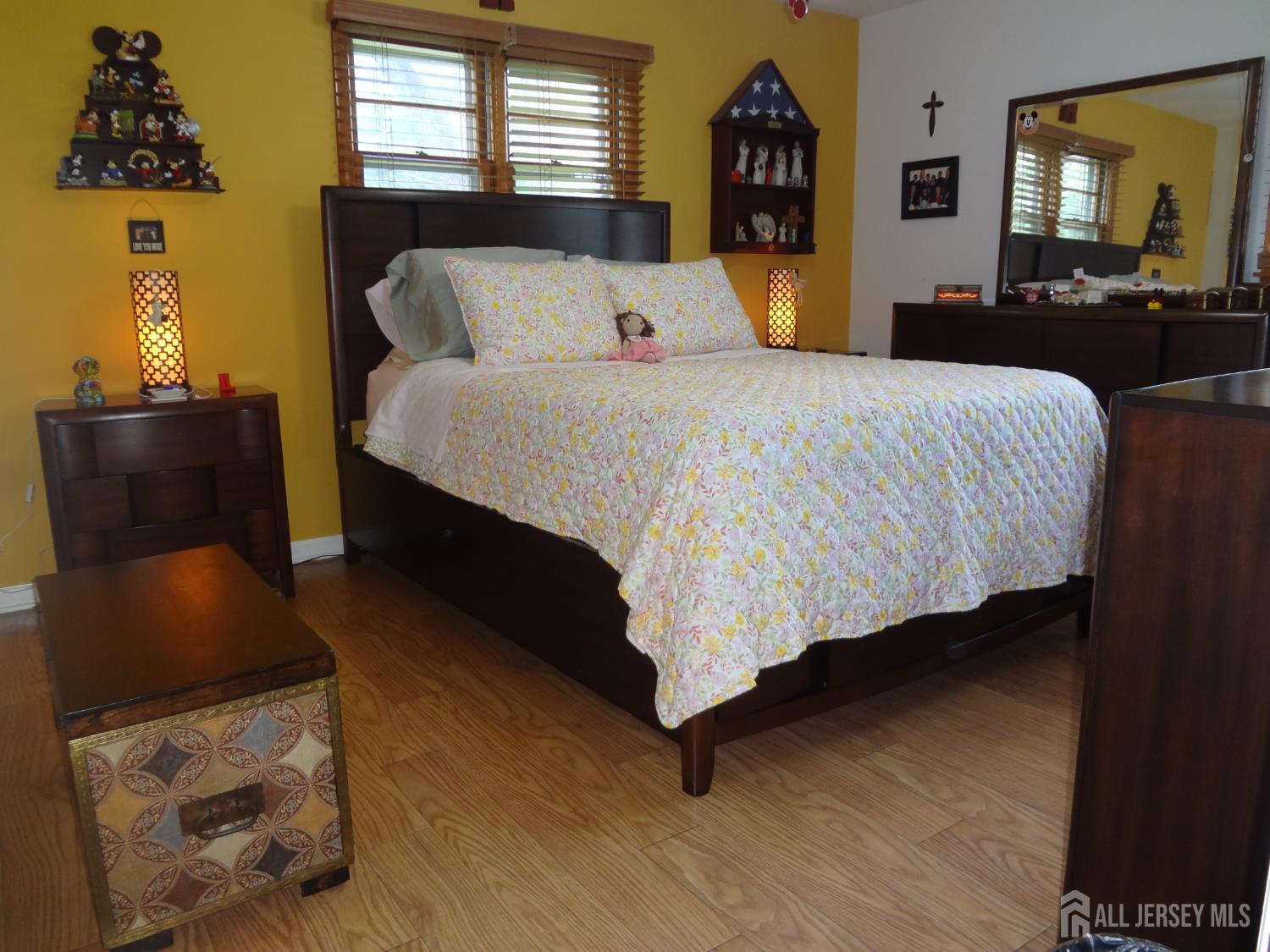 4 Wilbur Terrace Sayreville NJ 08872