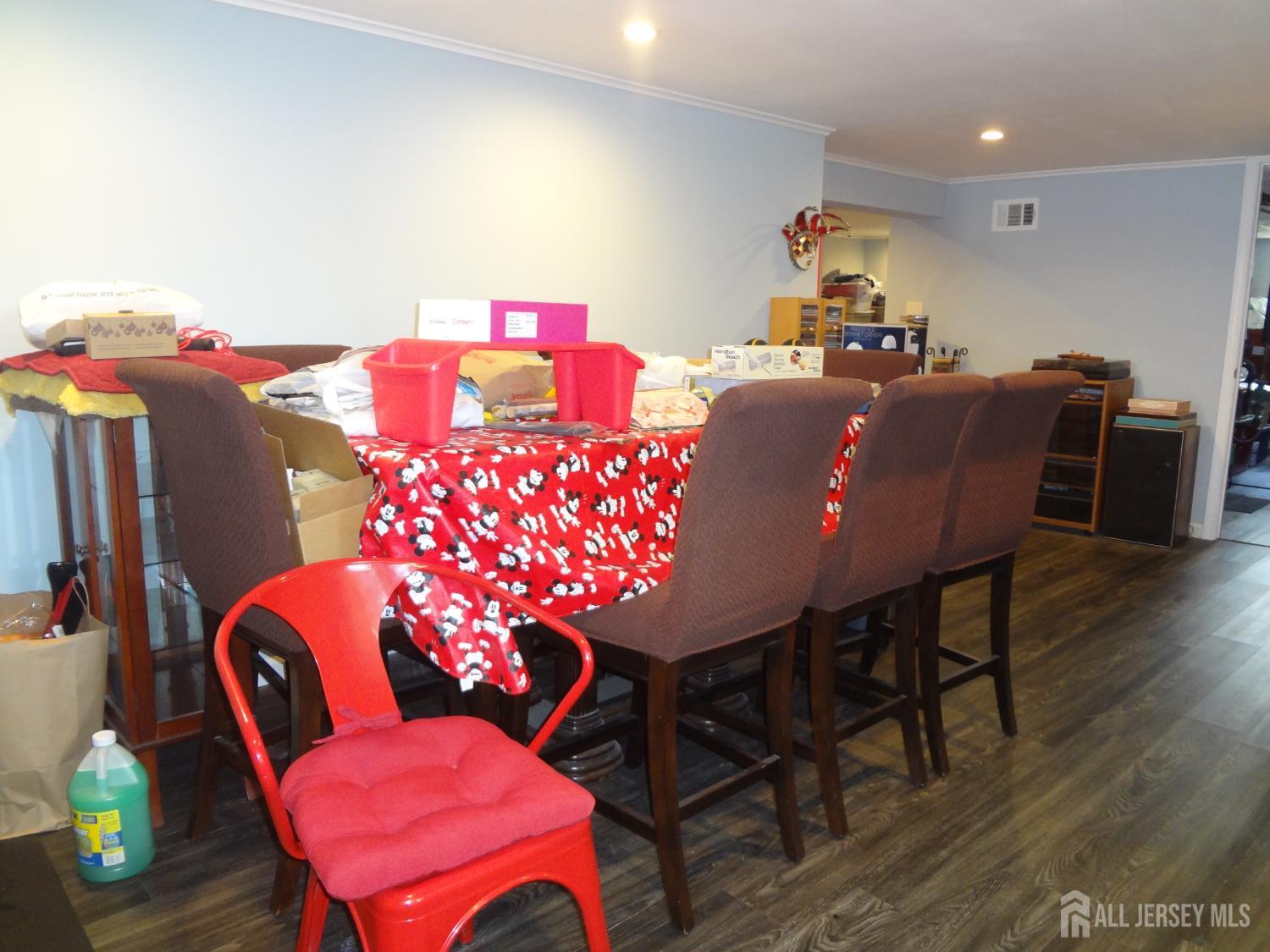 4 Wilbur Terrace Sayreville NJ 08872