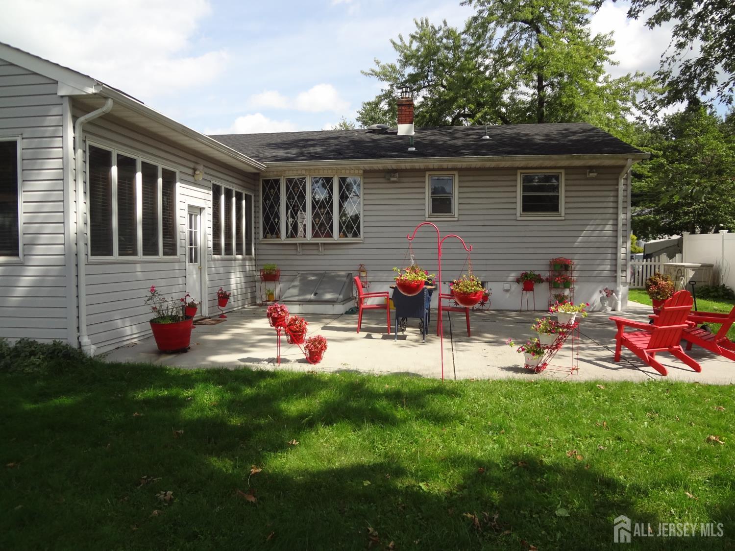 4 Wilbur Terrace Sayreville NJ 08872