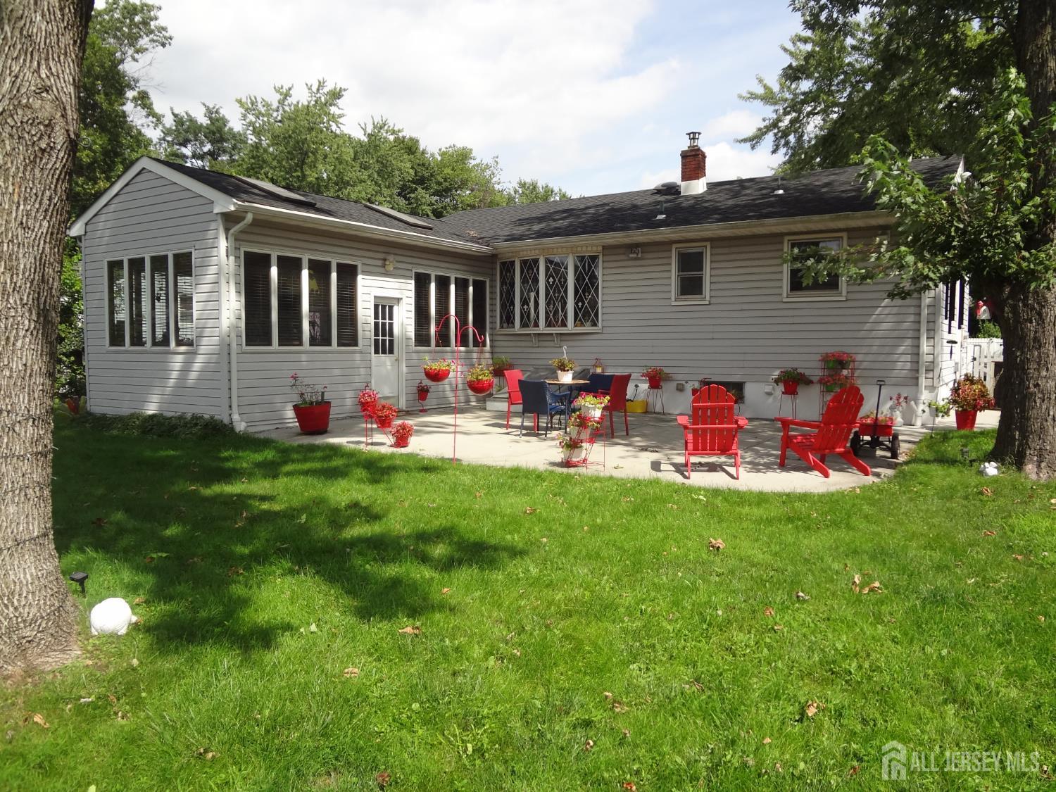 4 Wilbur Terrace Sayreville NJ 08872