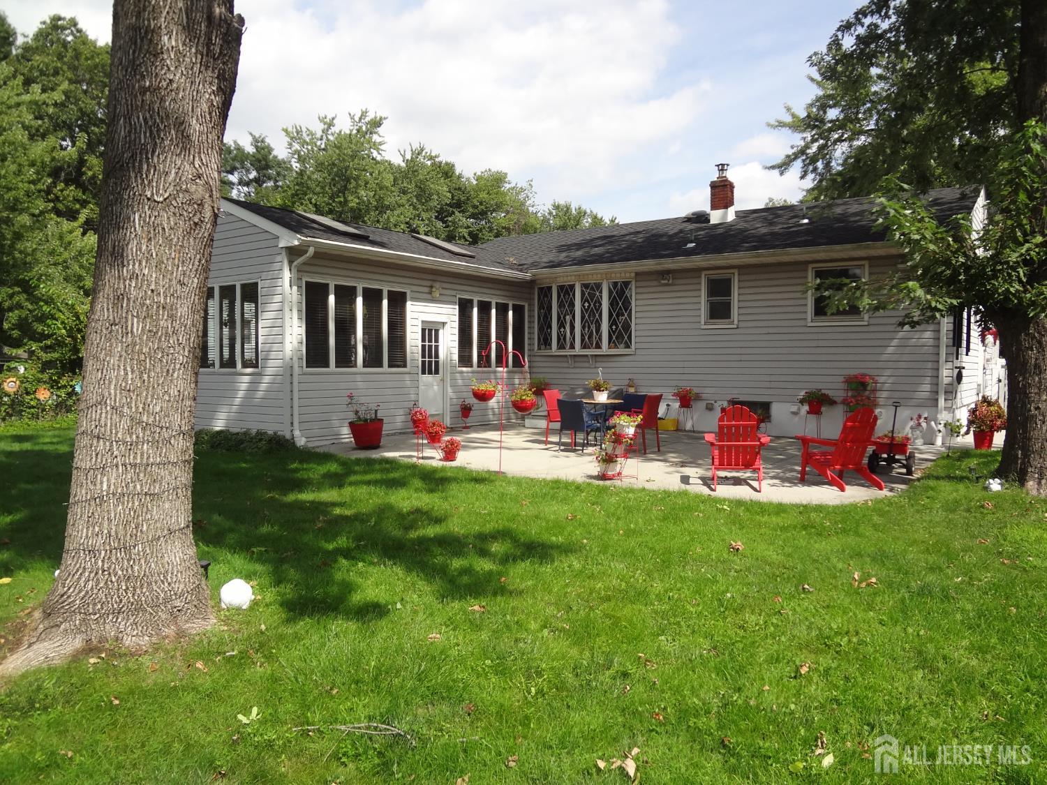 4 Wilbur Terrace Sayreville NJ 08872