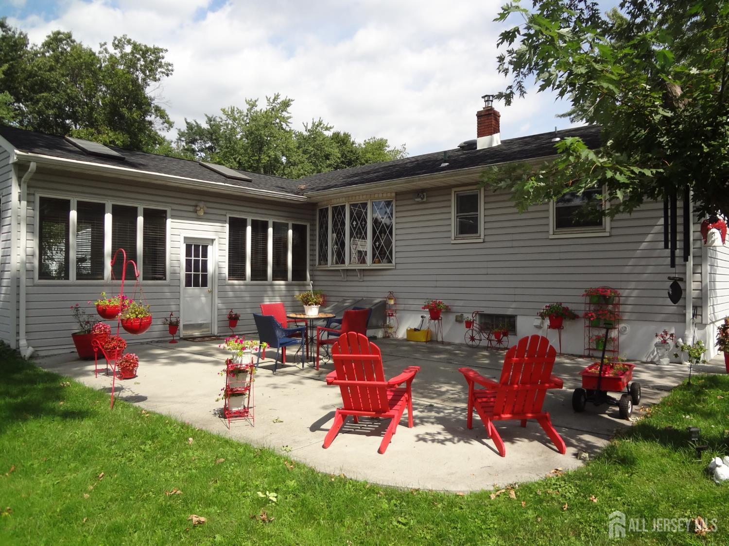 4 Wilbur Terrace Sayreville NJ 08872