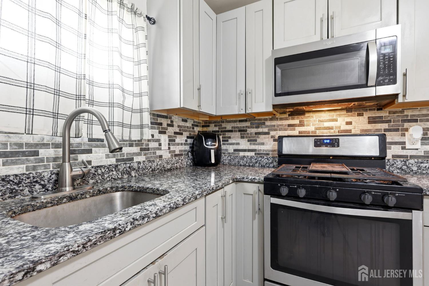 62 Pinetree Drive Sayreville NJ 08859
