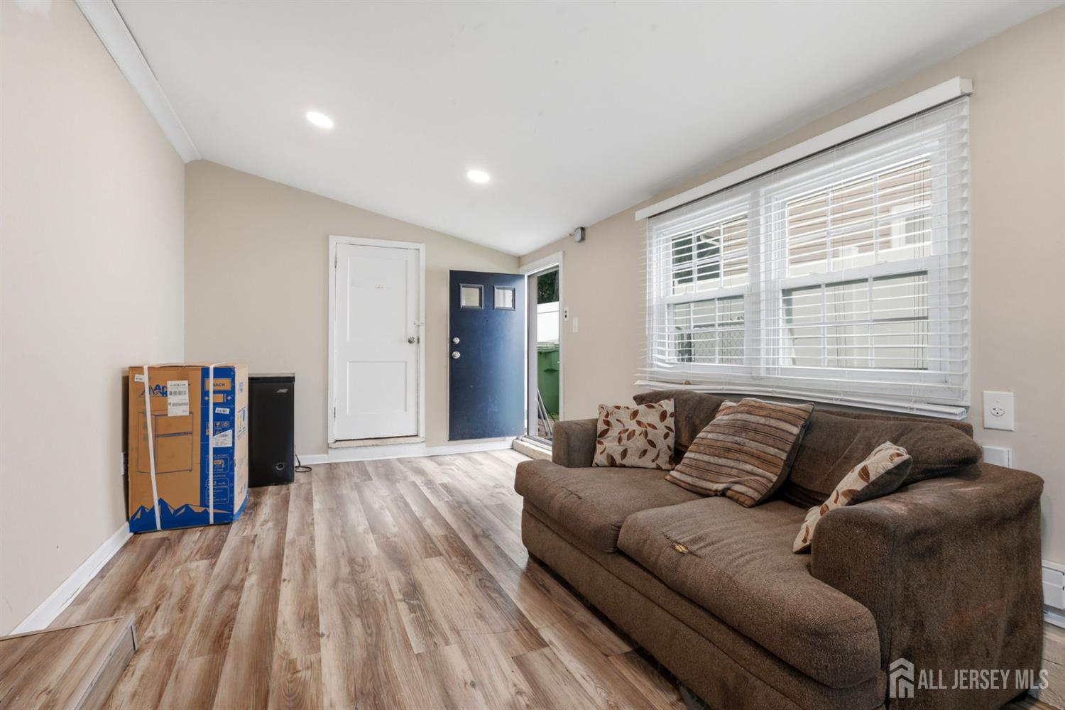 62 Pinetree Drive Sayreville NJ 08859