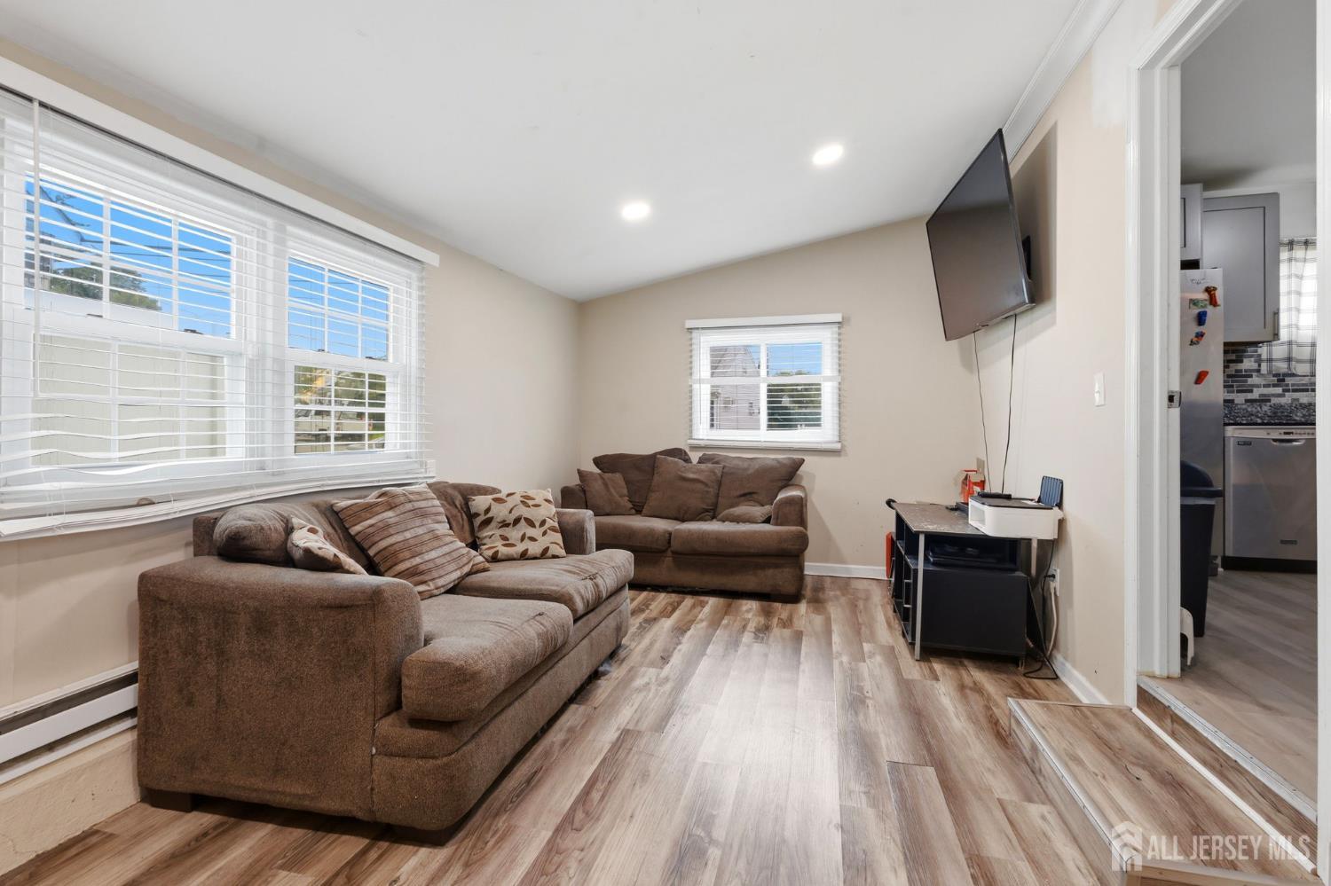 62 Pinetree Drive Sayreville NJ 08859